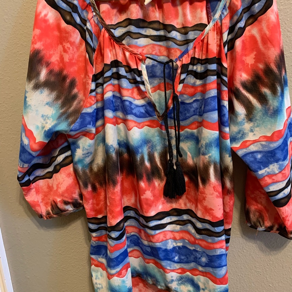 Multi color flowy top with tie